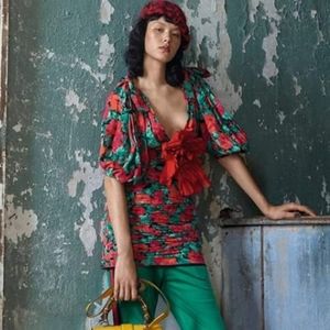 NWT Gucci Poppy Flower Silk Jacquard Blouse Size 38